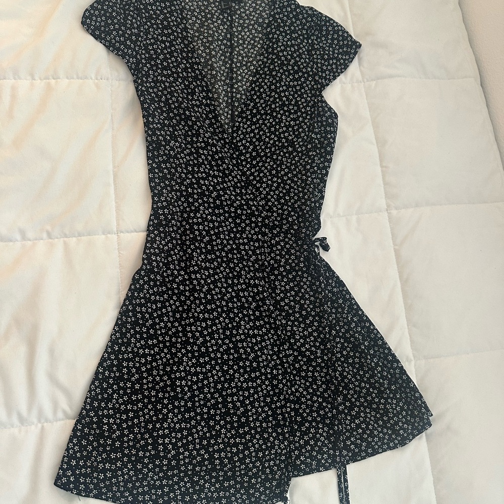 Forever 21 Black Floral Wrap Dress